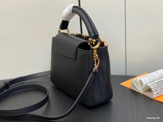 CAPUCINES BB VUITTON LOUIS 0508